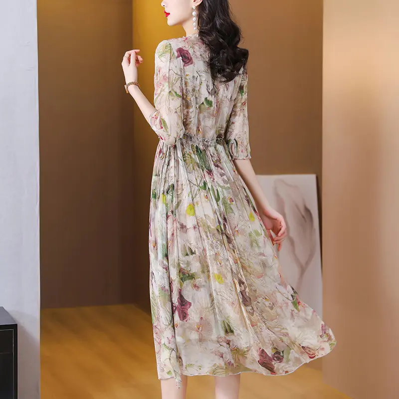 品牌真丝连衣裙女夏2025年新款妈妈气质修身显瘦桑蚕丝裙子 - 图2