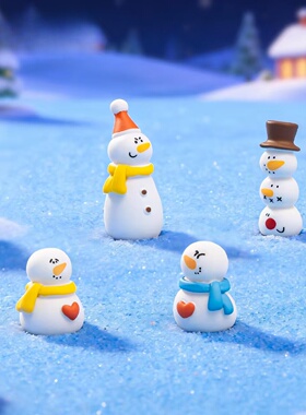 微景观卡通举牌圣诞老人小雪人