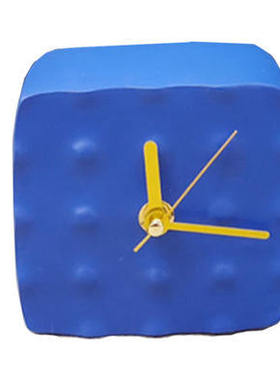 现代简约创意客厅钟表摆件样板房售楼处家居座钟装饰品树脂摆件