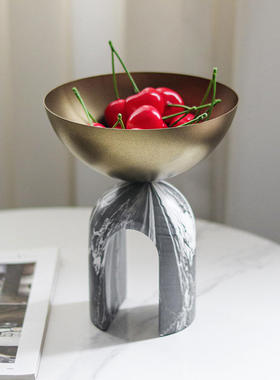 饰品轻奢仿大理石果盘金属托盘摆件样板房酒店展厅瓜子零食盘北欧