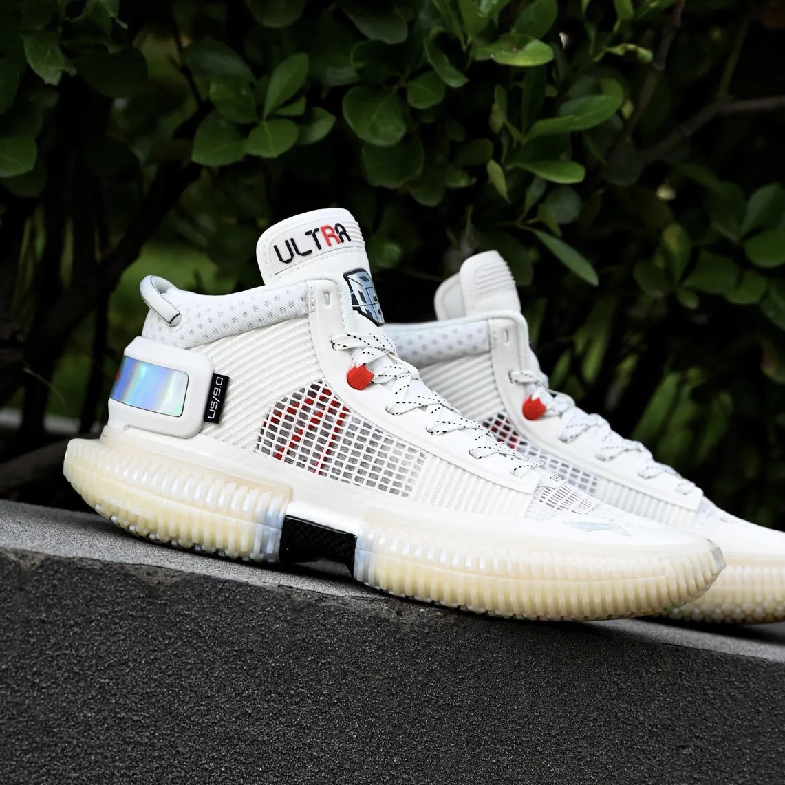 李宁 反伍3 Ultra篮球鞋䨻科技 秋季新品耐磨防滑室内专业男 - 图1