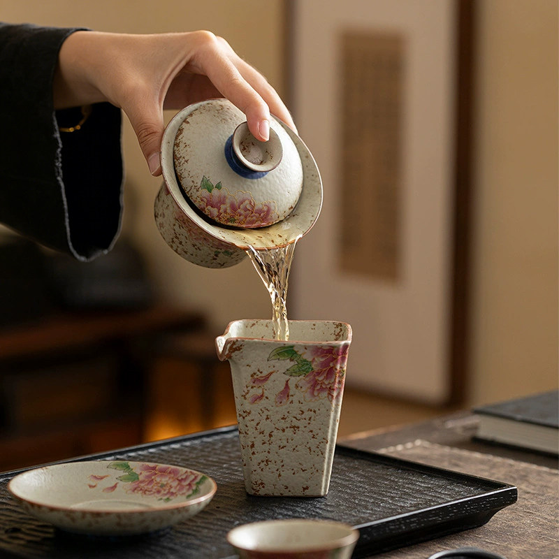 中式复古青花火石红牡丹马蹄三才盖碗家用陶瓷单个带盖防烫泡茶碗,淘宝优惠券,粉丝福利购,淘宝优惠卷