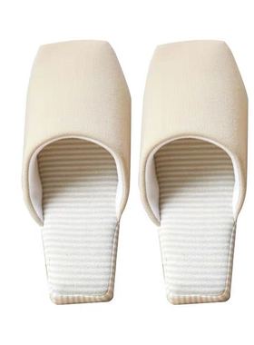 样板房卫生间拖鞋摆件