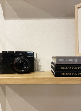 样板间展厅莱卡复古风胶卷照相机