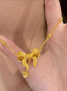 在逃公主爱心蝴蝶结项链 时尚百搭气质