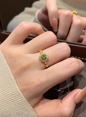 S925纯银小清新橄榄绿锆石太阳花戒指女轻奢小众百搭高级感指环