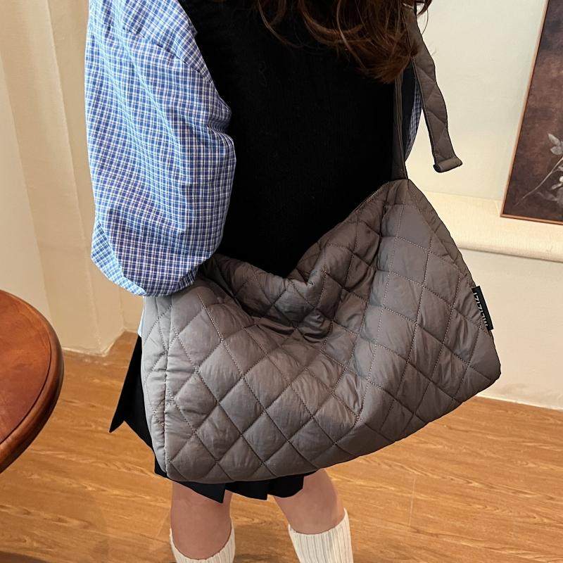 帆布包包女大容量2024新款秋冬休闲百搭单肩斜挎包上课通勤托特包,淘宝优惠券,粉丝福利购,淘宝优惠卷