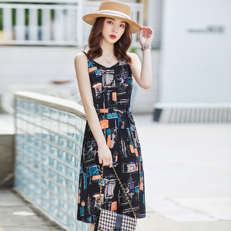 吊带2022新款夏季雪纺感职业套装裙 魅秀伊影服饰连衣裙