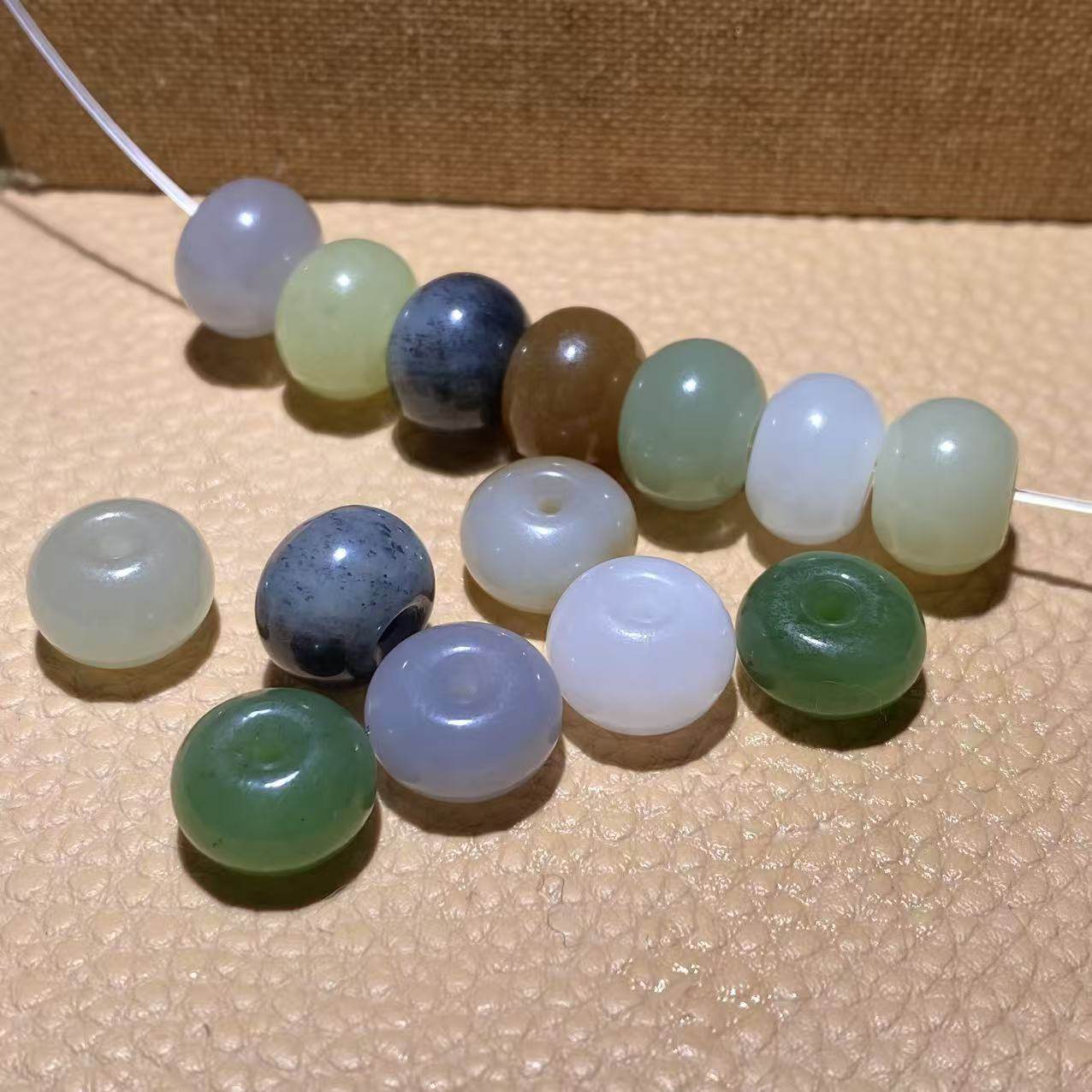 天然和田玉碧玉糖白玉青花黄口料小平安扣面包圈算盘隔珠DIY配饰,淘宝优惠券,粉丝福利购,淘宝优惠卷