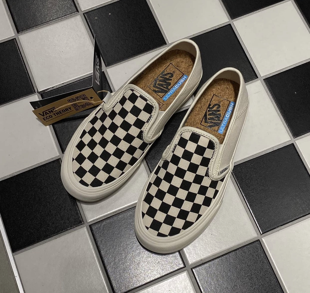 vans vn0a3mu642e