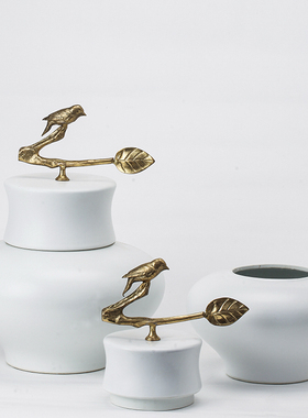 轻奢样板间书房禅意中式风装饰品