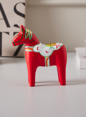 北欧风瑞典达拉木马雕刻装饰摆件