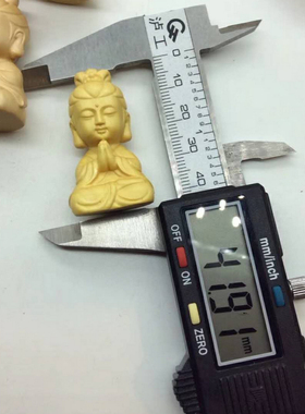 黄杨木配饰小佛观音貔貅挂件