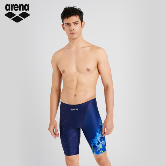 Arena 2025 nuevas notas de viaje para hombres, bañadores de natación hasta la rodilla para fitness con protector solar anticloro de alta elasticidad para hombres