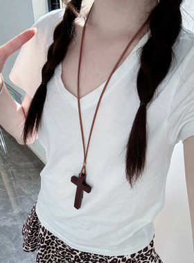 复古民族风项链百搭个性长款十字吊坠夏季轻奢优雅气质文艺颈链