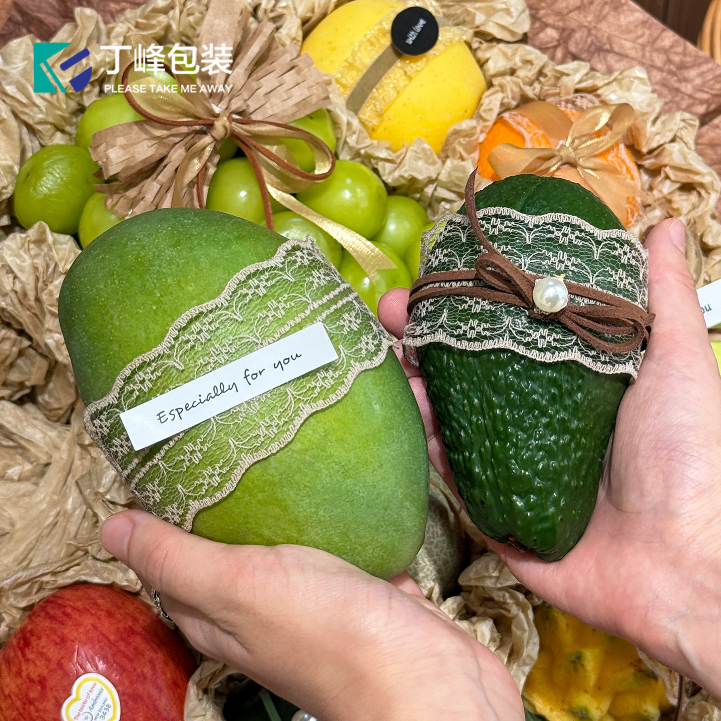 丁峰·加宽镂空彩带 4.5cm双拼花边彩带礼盒打蝴蝶结装饰包装缎带,淘宝优惠券,粉丝福利购,淘宝优惠卷