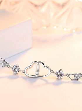 哎呀呀纯银心形镶锆钻礼品手链