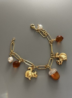 原创新款甜美可爱松鼠珐琅釉松果橙色小橘子手链 饰品女