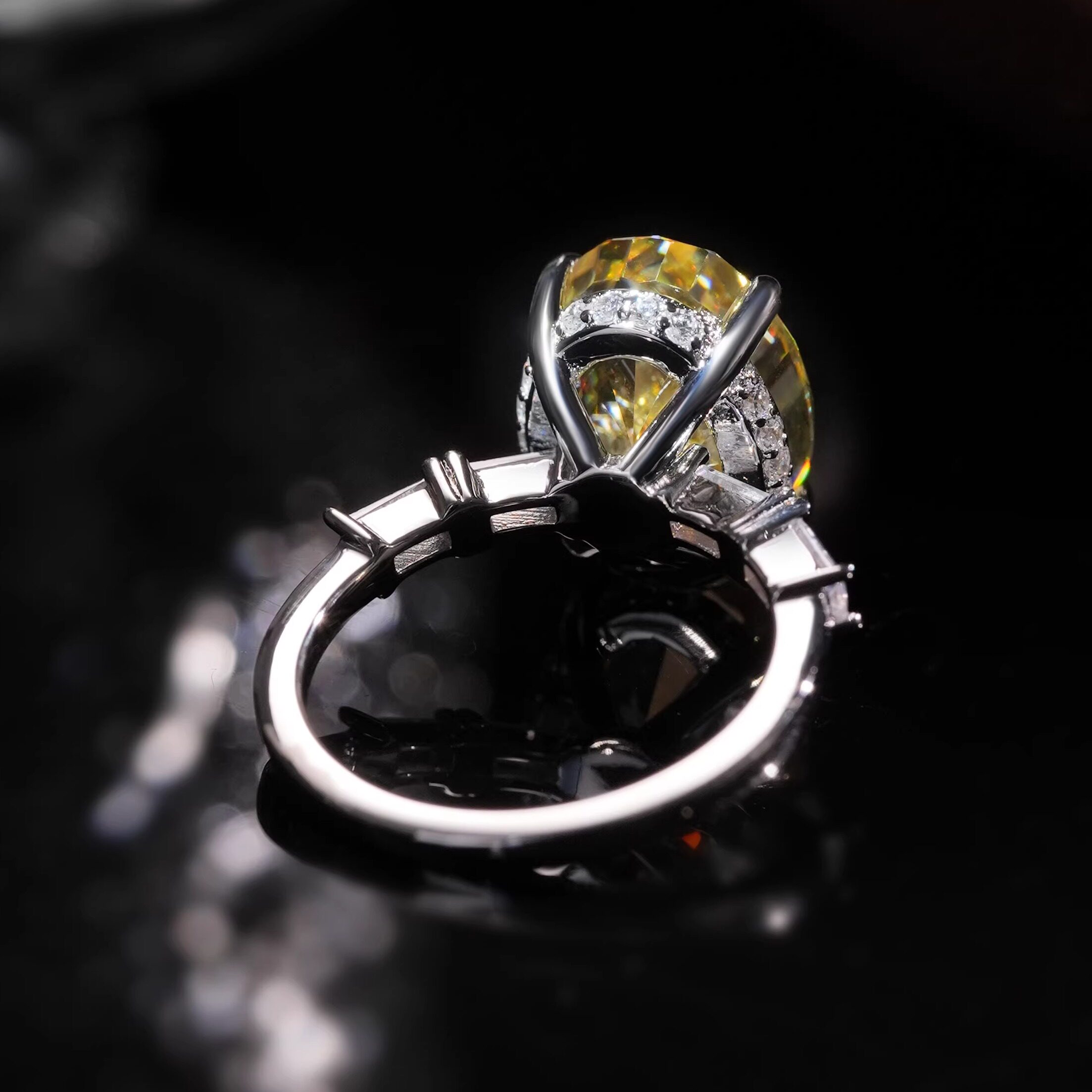 VISING flash high carbon diamond artificial yellow diamond pigeon egg ring 10ct left and right T square arm S925 silver gold plated