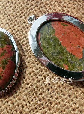 舒俱来玉髓红纹石吊坠