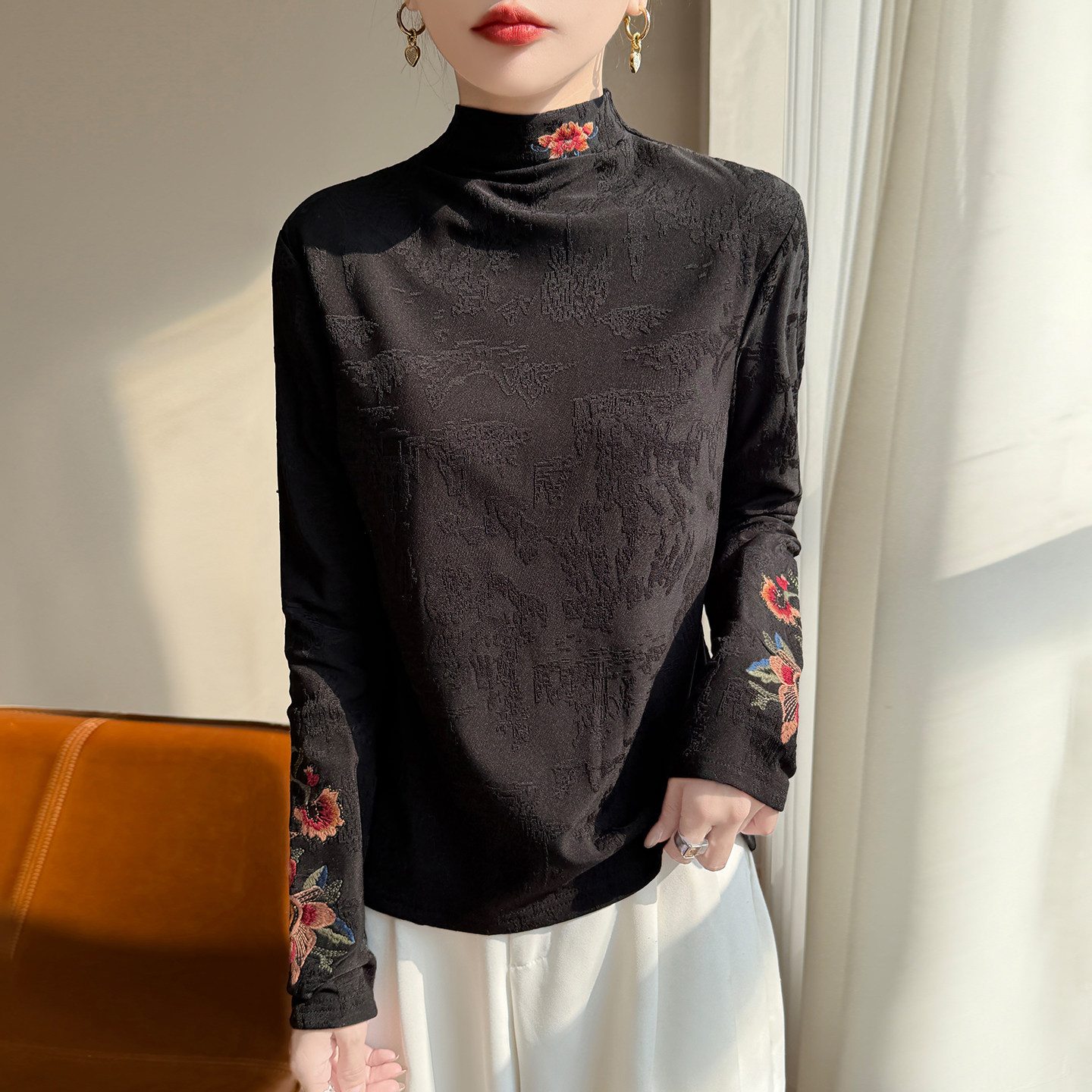 新中式刺绣长袖上衣女半高领提花高级感气质打底衫秋冬款加绒加厚,淘宝优惠券,粉丝福利购,淘宝优惠卷