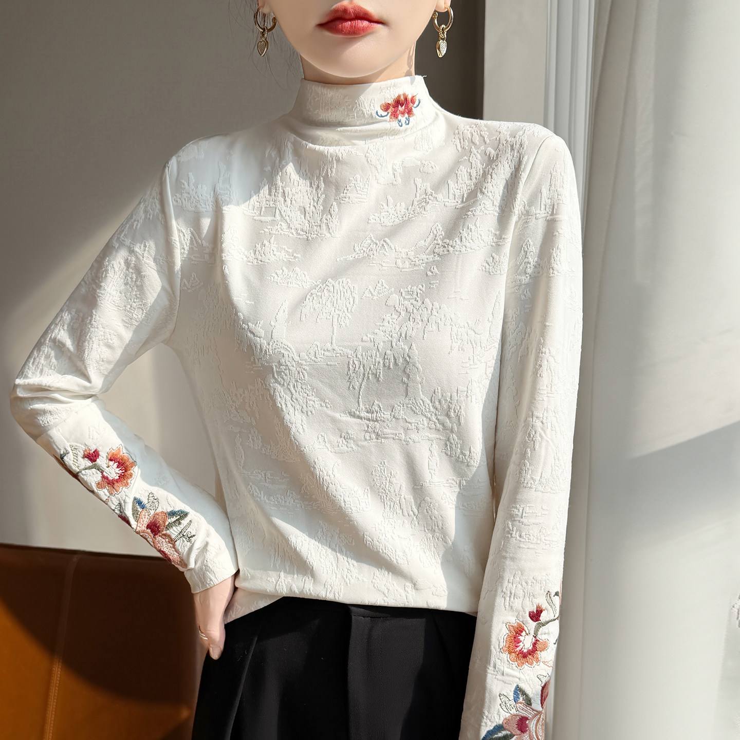 新中式刺绣长袖上衣女半高领提花高级感气质打底衫秋冬款加绒加厚,淘宝优惠券,粉丝福利购,淘宝优惠卷