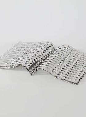 欧式简约镂空黑色金属书架样板房