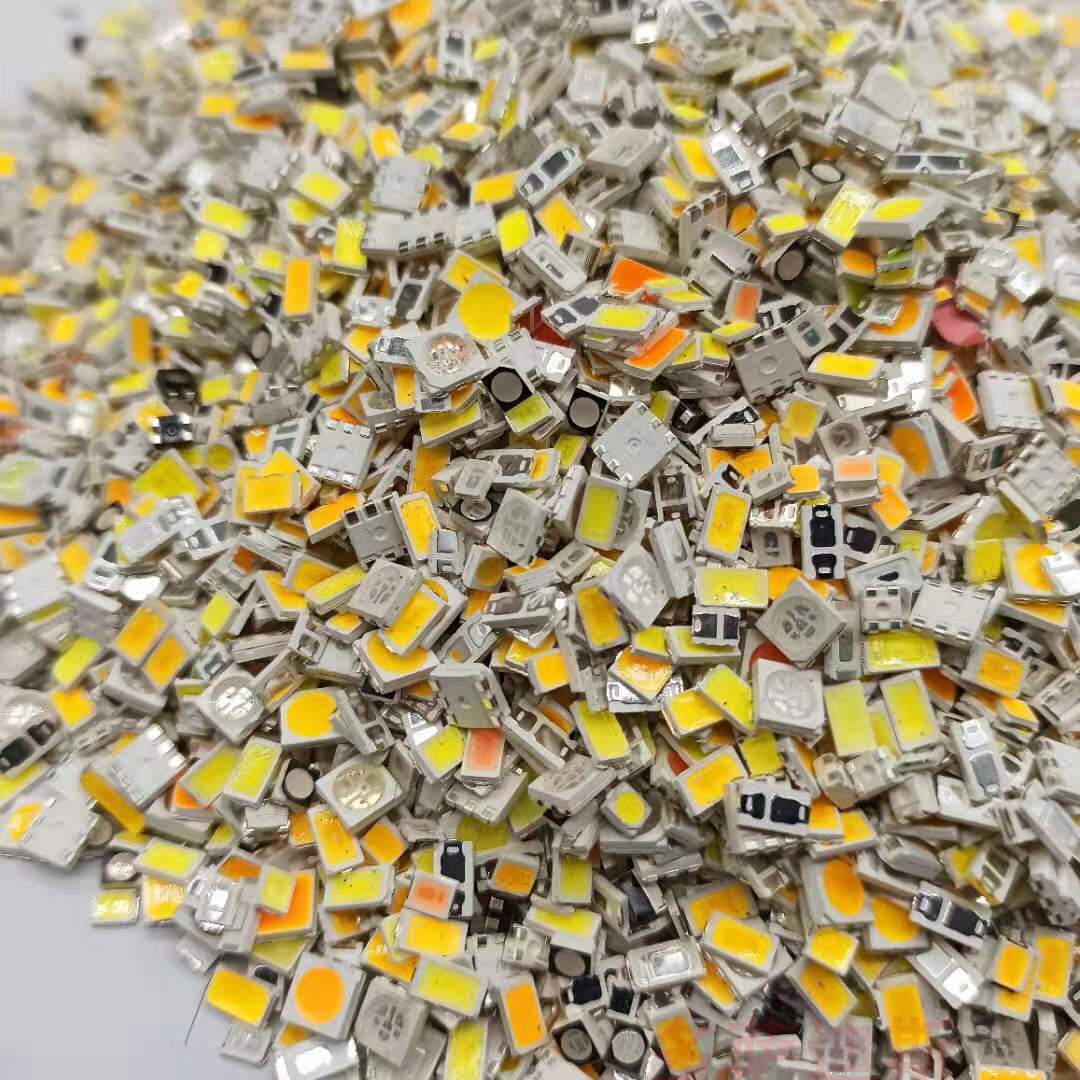 称斤混装贴片LED灯珠发光二极管高亮LED光源白光暖白维修照明DIY,淘宝优惠券,粉丝福利购,淘宝优惠卷