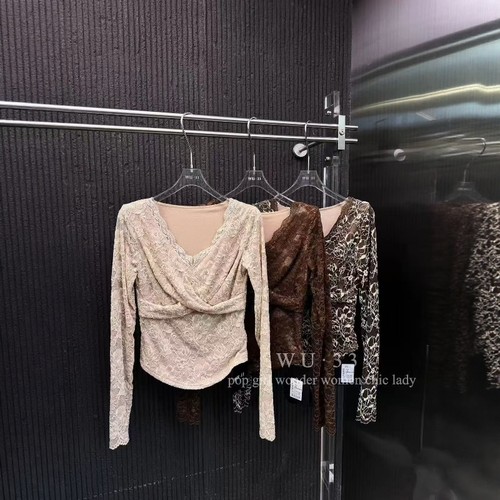 wu33打底衫2025秋冬新韩版v领交叉设计感长袖蕾丝T恤纯欲显瘦上衣 - 图0