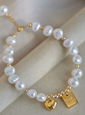 幸运爱心巴洛克淡水珍珠小众感手链春夏新款字母吊牌复古手镯