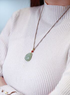 编绳吊坠佛抱抱情侣翡翠精雕细刻