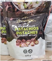 Canada LAMIONTAGNE milk chocolate package with pistachio sandwich 500 gr
