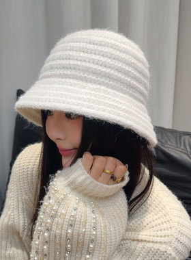 秋冬保暖显脸小女针织渔夫帽
