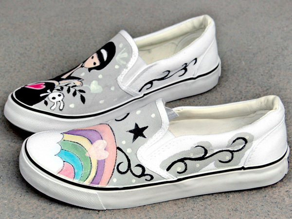 手绘帆布鞋夏女韩版潮一脚蹬牛筋底低帮浅口小白兔亲子涂鸦鞋定制