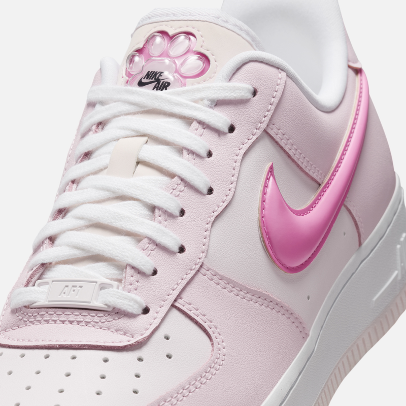 Nike耐克官方AIR FORCE 1女子空军一号运动鞋七夕猫爪胶底HM3696