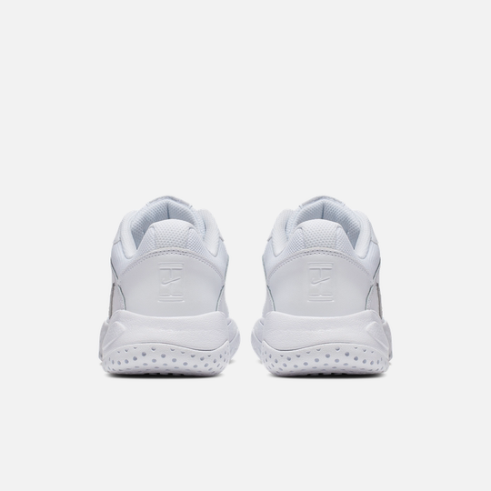 Nike lightweight cushioning women's tennis shoes