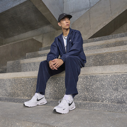 Nike AMFusion breathable men's sports shoes