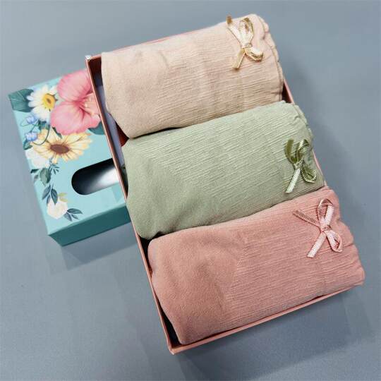 3 pairs of 49 yuan girls' mid waist seamless butt lifting slightly belly-retracting triangle underwear silk bottom crotch antibacterial physiological pants