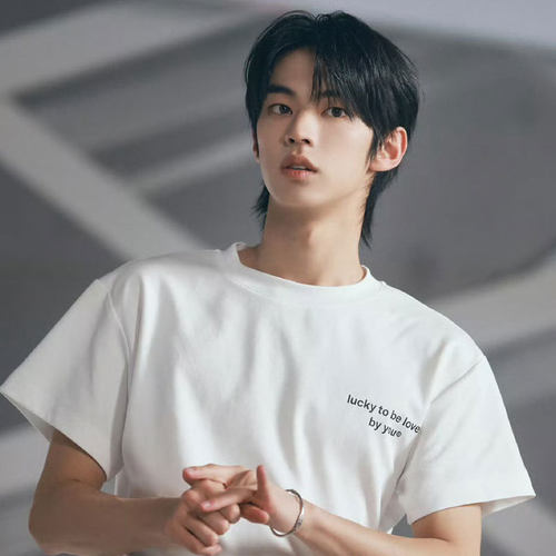 TWS单曲LuckyToBeLoved周边应援衣服同款棉印花短袖T恤打歌夏季 - 图1