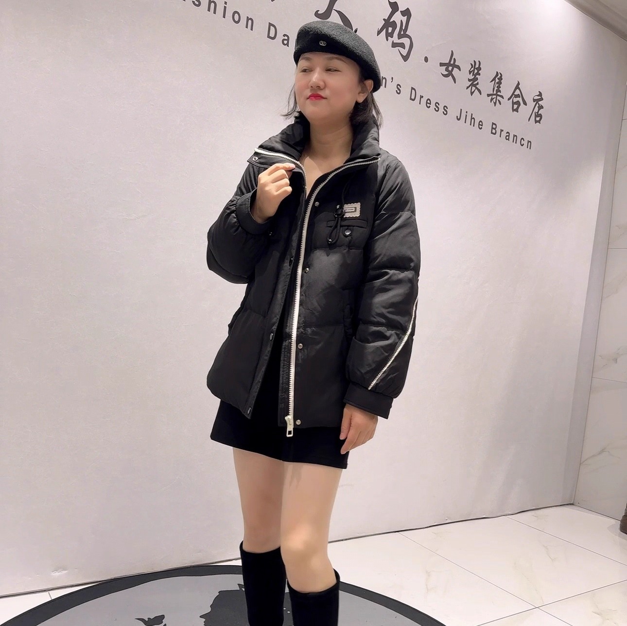 芮娜依莲9522冬季新款羽绒服加大码女装胖妹妹宽松显瘦厚外套上衣 - 图3