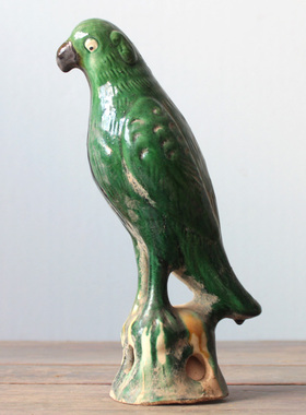 绿釉鹦鹉书房陶瓷礼物家居装饰