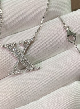 芮恩女白金天然钻石项链时尚
