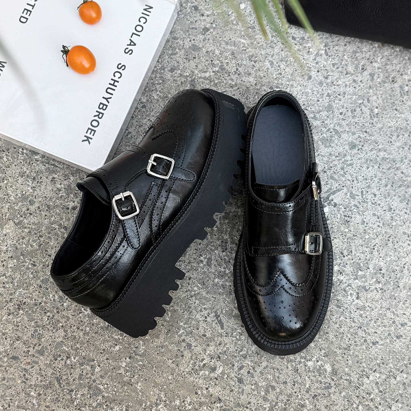 真皮小皮鞋女2026新款百搭厚底雕花布洛克德训鞋圆头深口黑色单鞋,淘宝优惠券,粉丝福利购,淘宝优惠卷