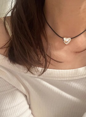 黑皮绳设计感爱心choker多种戴法