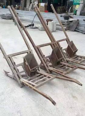 老旧民俗摆件农耕工具