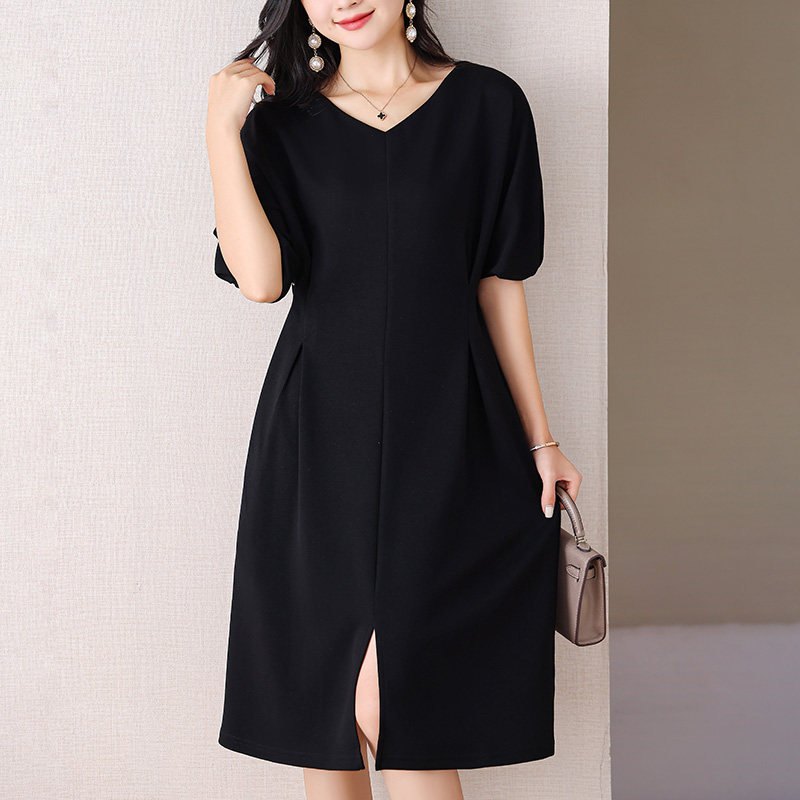  伊自尚服饰大码女装