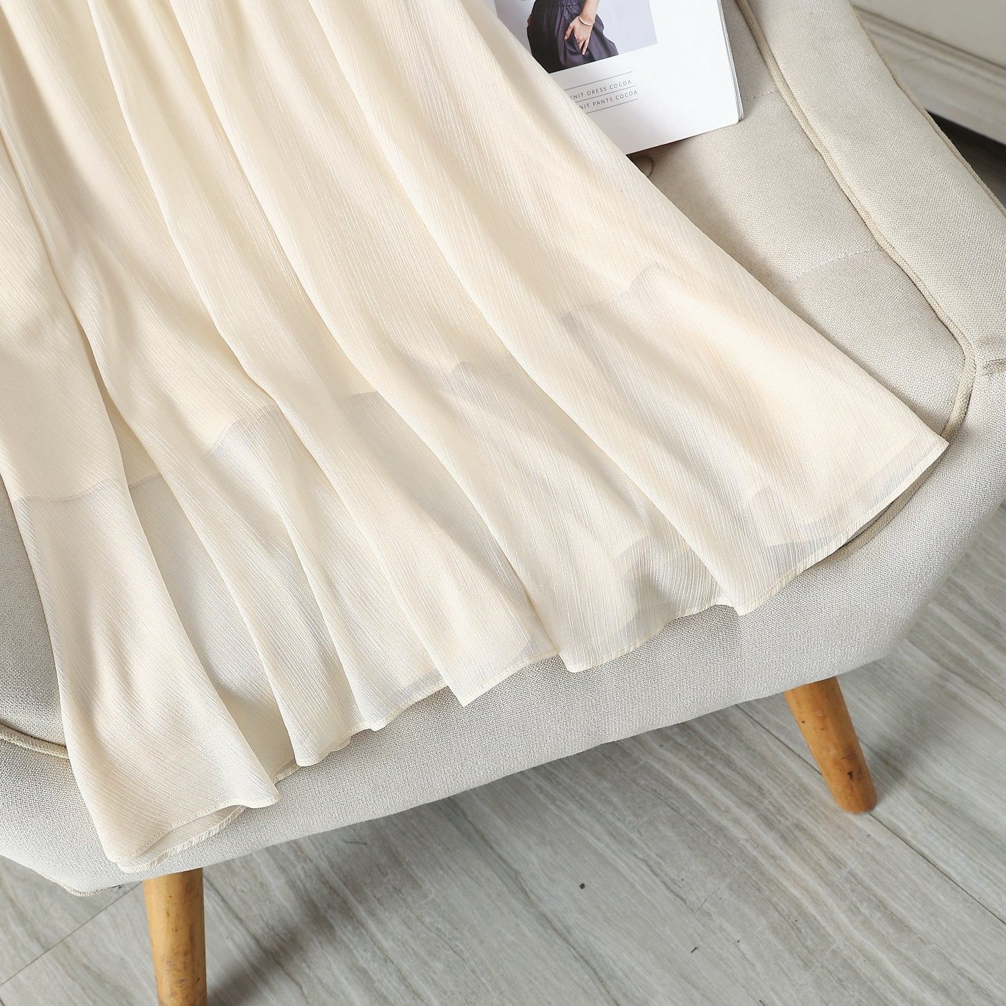  伊自尚服饰大码半身裙