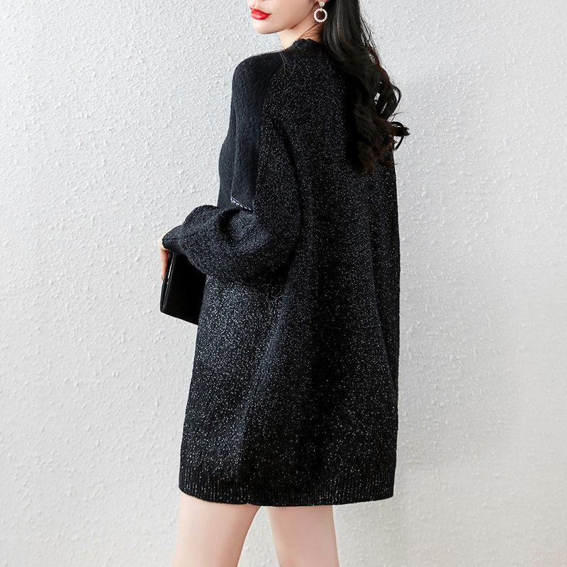  伊自尚服饰毛针织衫