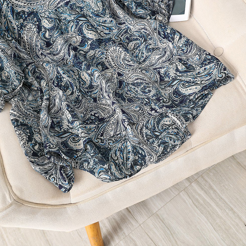  伊自尚服饰蕾丝衫/雪纺衫