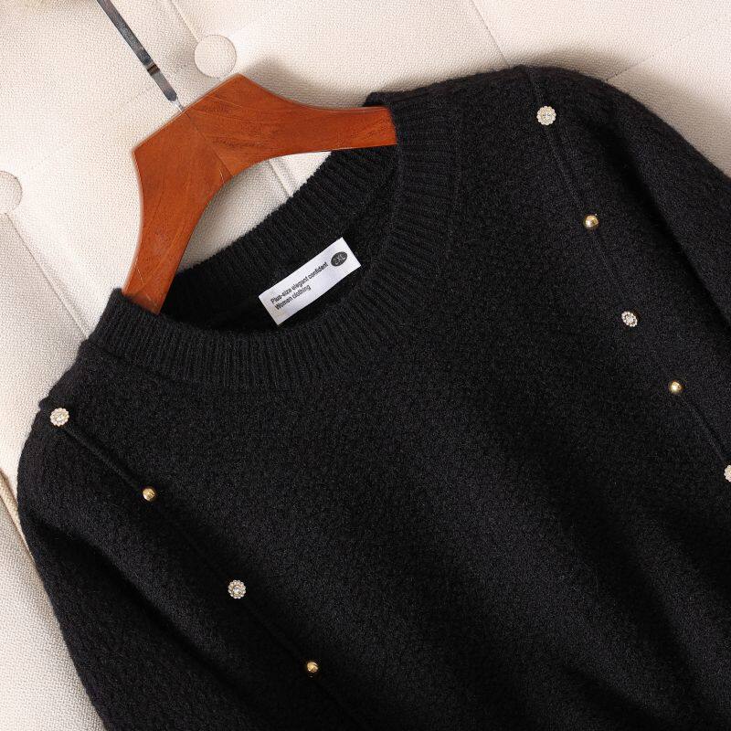  伊自尚服饰毛针织衫